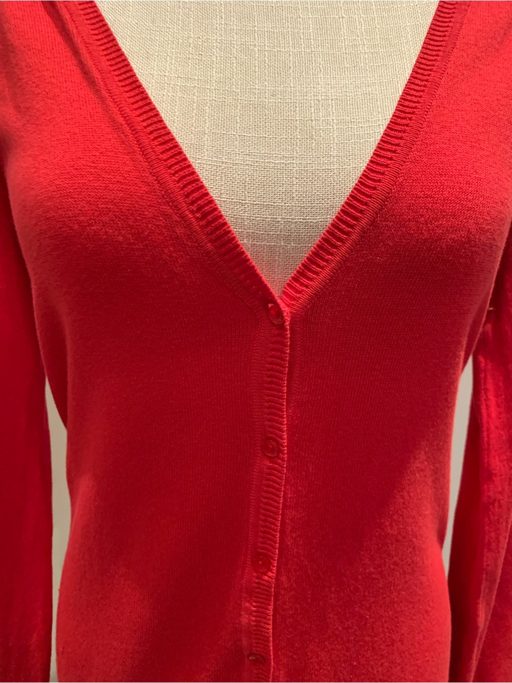 ❤️CYNTHIA ROWLEY❤️NWT! LONG SLEEVE, V-NECK, CARDIGAN. EXCELLENT CONDITION! - Picture 8 of 8
